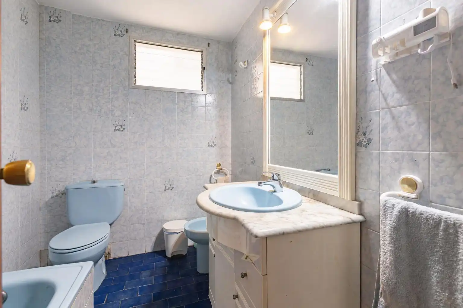 Bathroom of Flat for sale in Olocau, Valencia