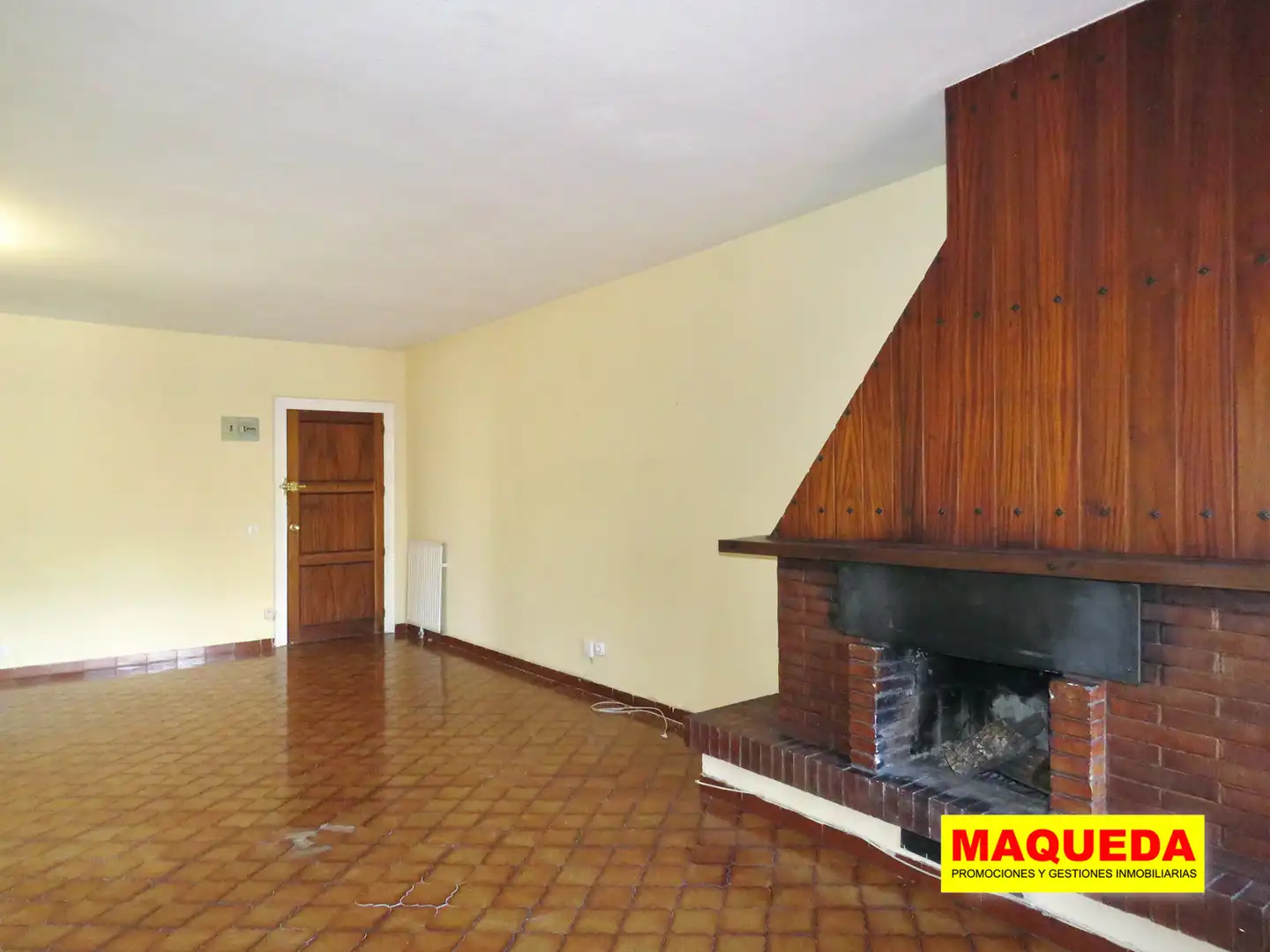 Sala d'estar de Pis en venda en Guadarrama amb Calefacció, Terrassa i Traster