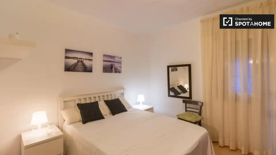 Habitación en Vilapicina i la Torre Llobeta