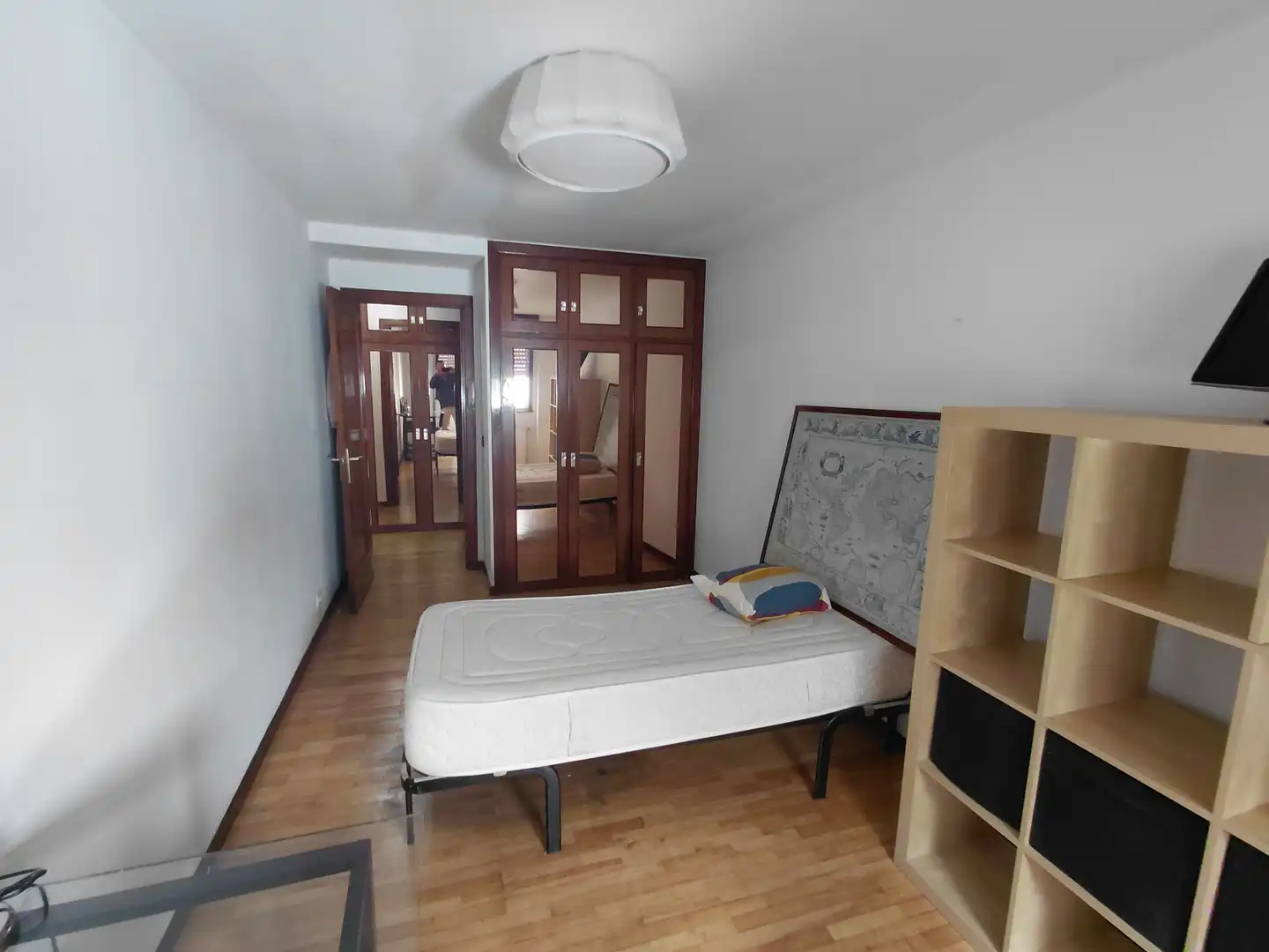 Habitación de Dúplex de alquiler en A Coruña Capital  con Jardín privado, Parquet y Amueblado