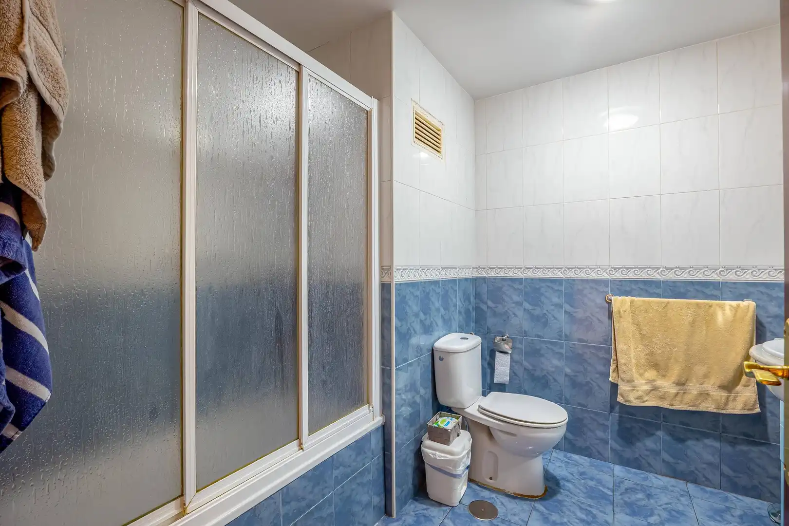 Bathroom of Flat for sale in Centro