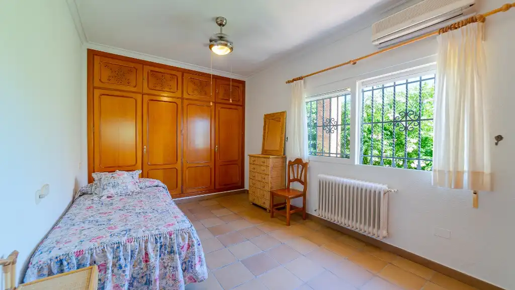 Bedroom of Houses for sale in Orihuela