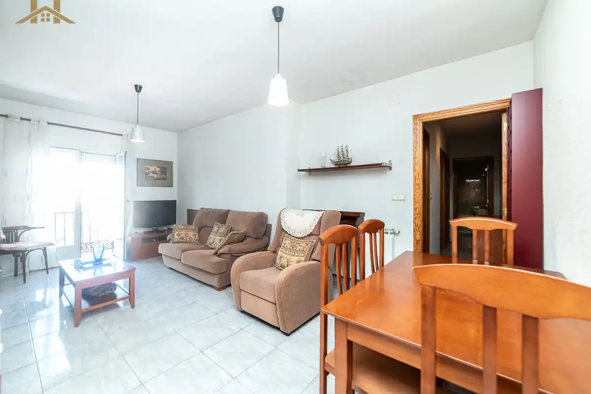 Sala d'estar de Pis en venda en San Martín de Valdeiglesias amb Aire condicionat, Calefacció i Balcó