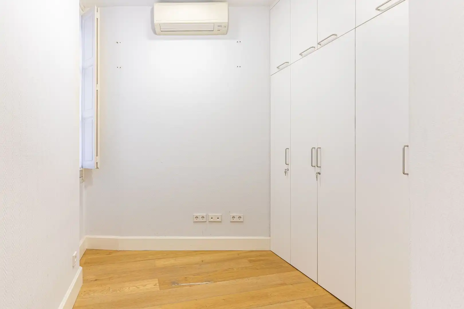 Schlafzimmer von Wohnung zum Verkauf in Madrid mit Klimaanlage, Heizung und Abstellraum