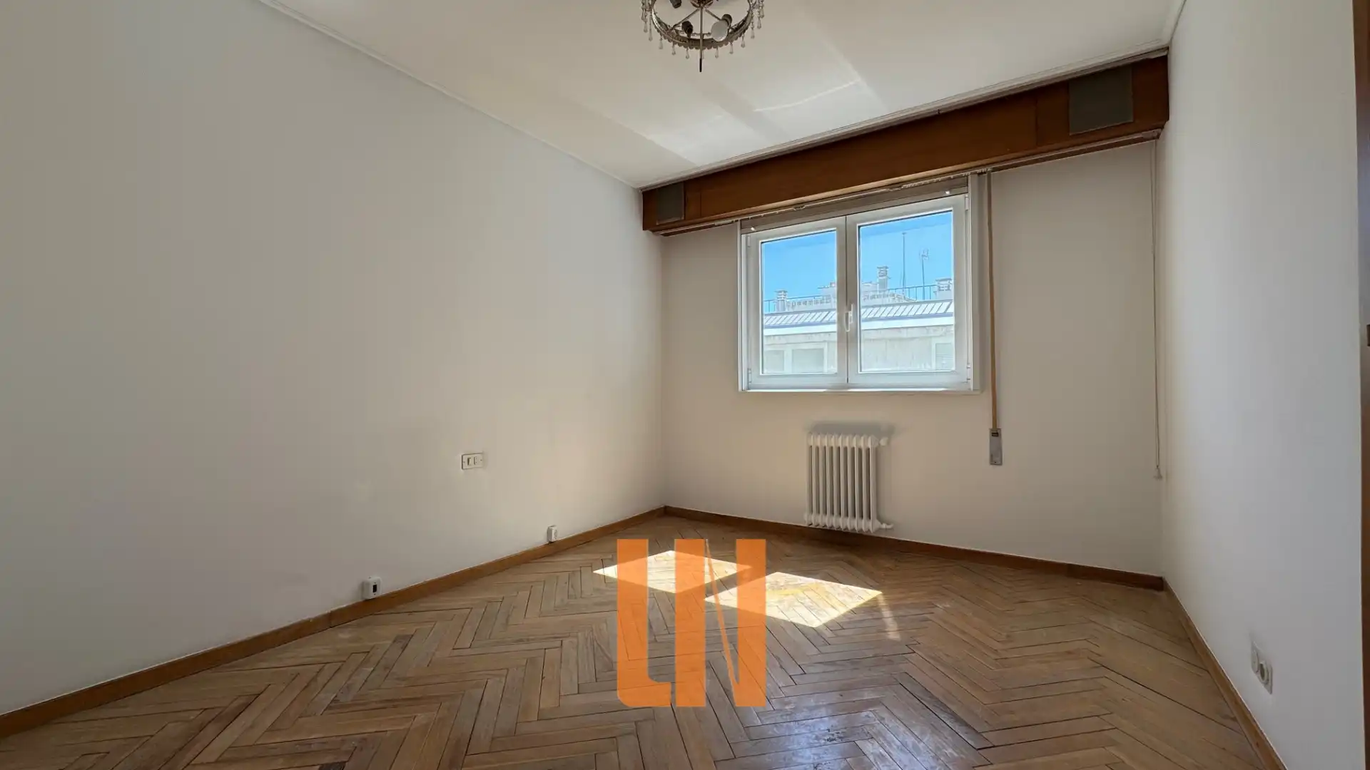 Habitación de Piso en venta en A Coruña Capital  con Calefacción, Parquet y Trastero