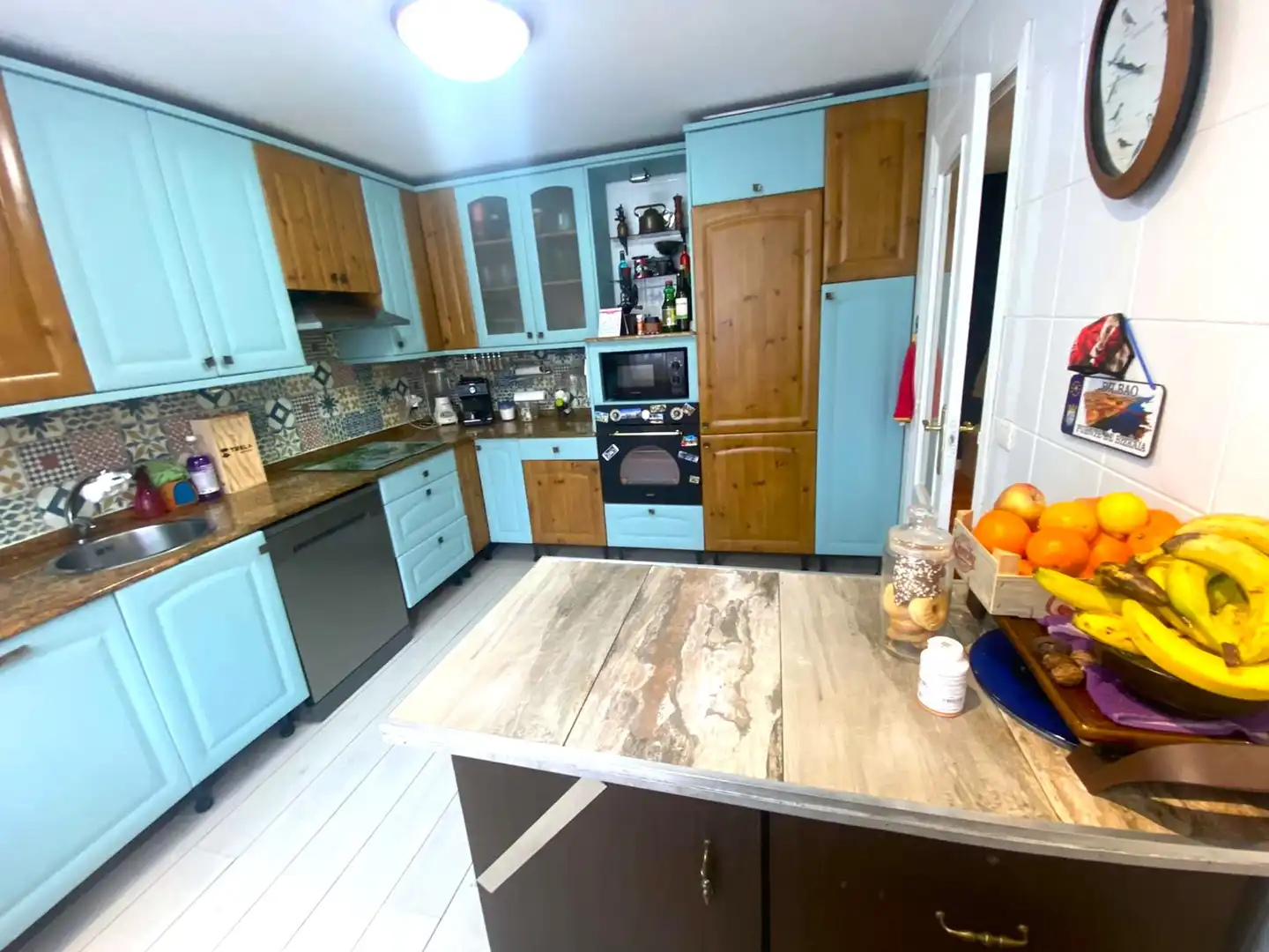 Cocina de Casa o chalet en venta en Castro-Urdiales con Calefacción, Jardín privado y Parquet