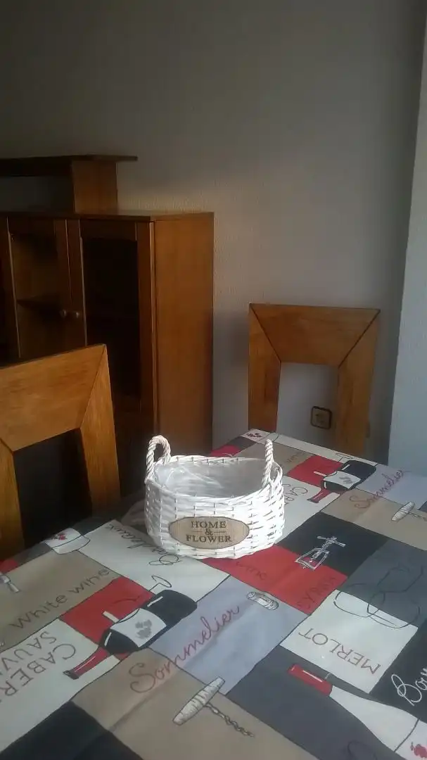 Schlafzimmer von Wohnung zur Miete in Salamanca mit Heizung, Parkett und Möbliert