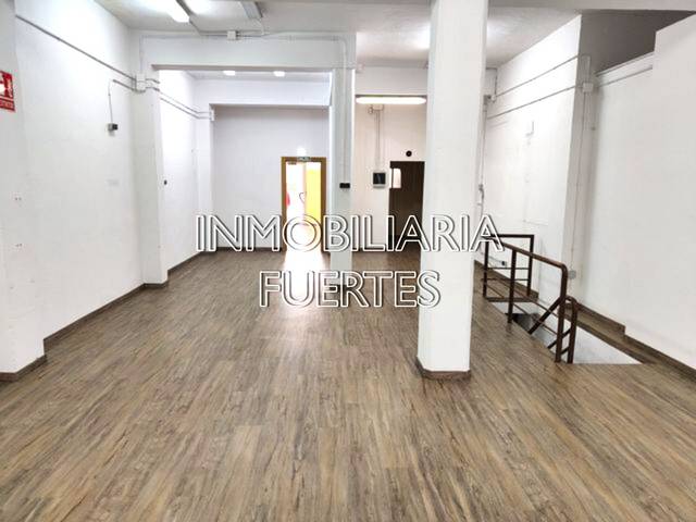 Local comercial en Alquiler en Calle Villa Benavente en Centro Ciudad