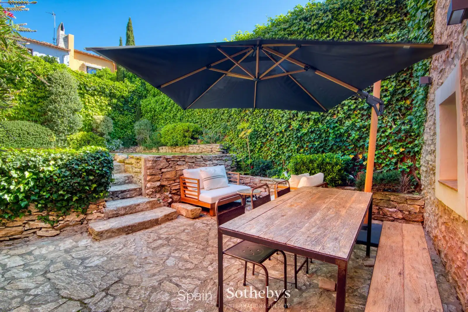 Maison avec piscine à vendre à Carrer de Fraderic Sirés i Puig, imagen 3
