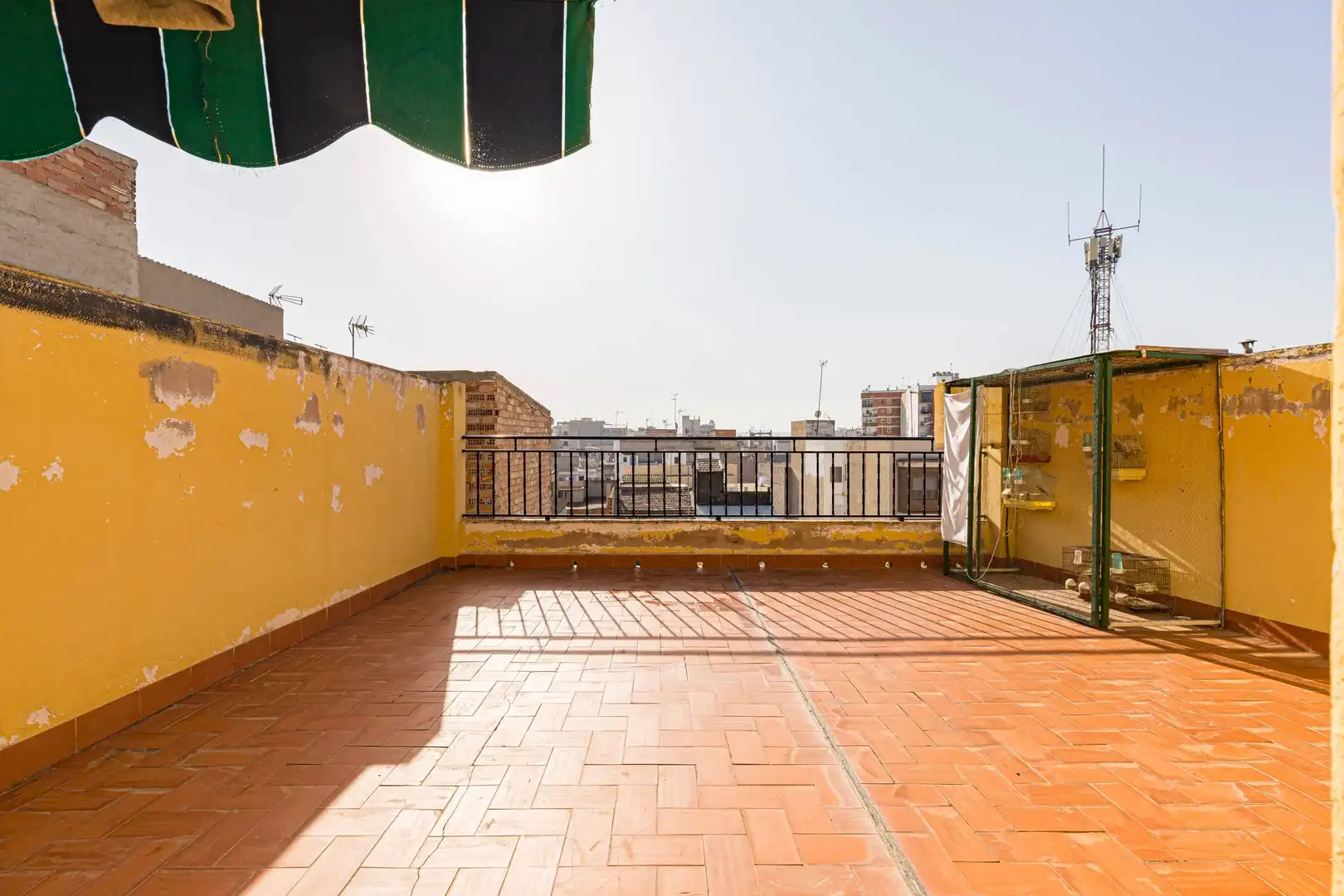 Reihenhaus mit Terrasse zum Verkauf in Casco Urbano, imagen 23