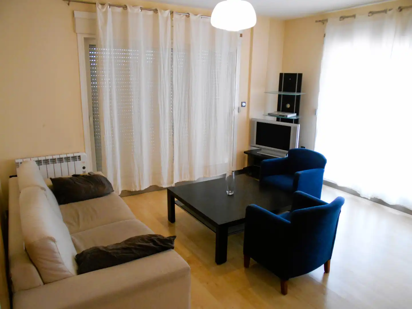 Sala de estar de Ático en venta en Totana con Aire acondicionado, Parquet y Terraza