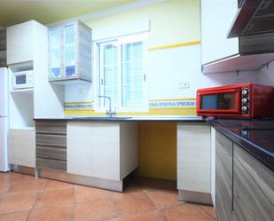 Kitchen of House or chalet to rent in Petrer  with Air Conditioner and Terrace