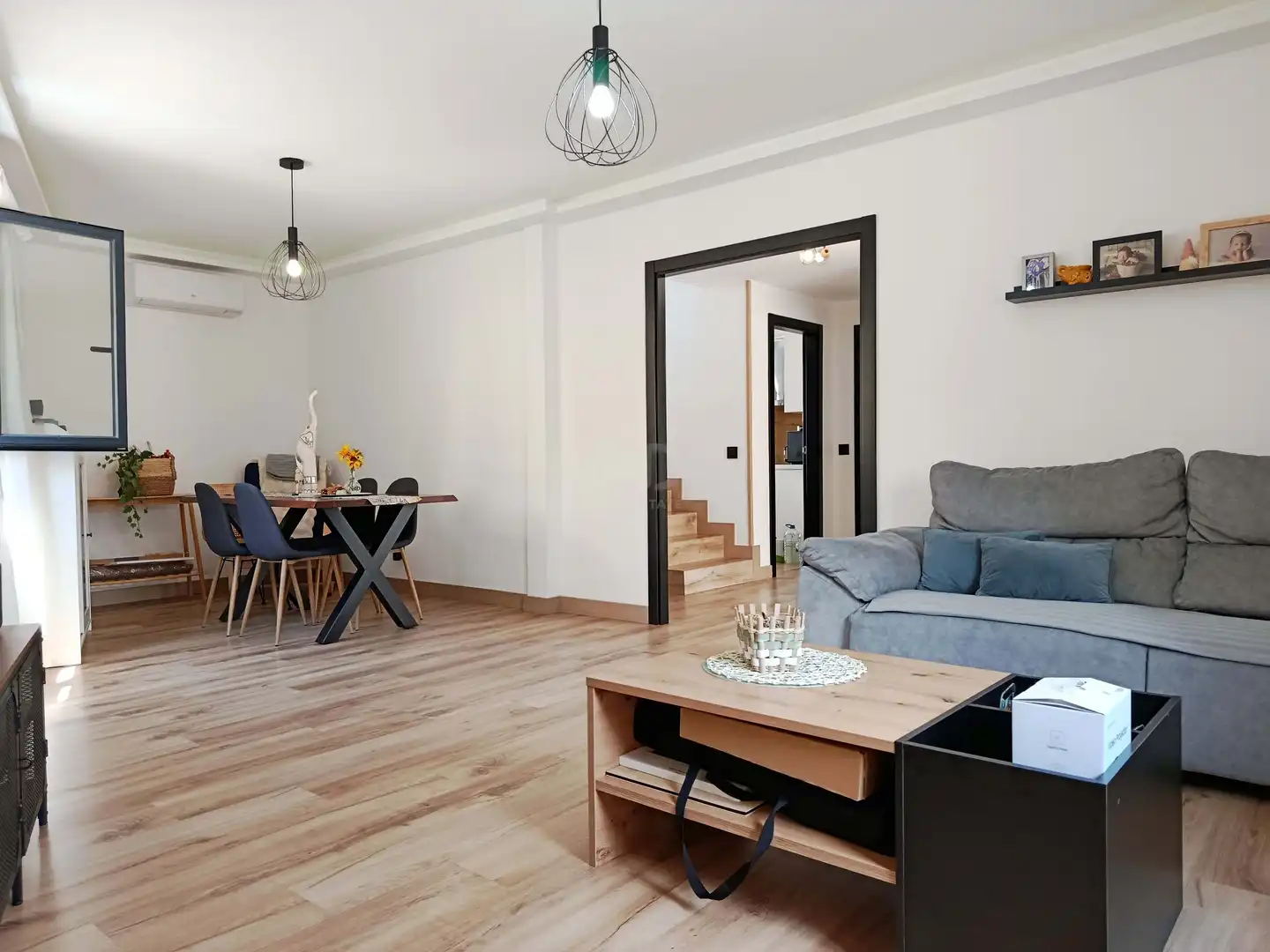 Living room of Houses for sale in Meco  with Air Conditioner, Heating and Terrace