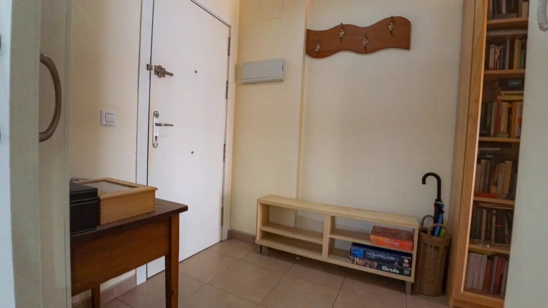 Flat for sale in Sevilla  with Air Conditioner and Balcony