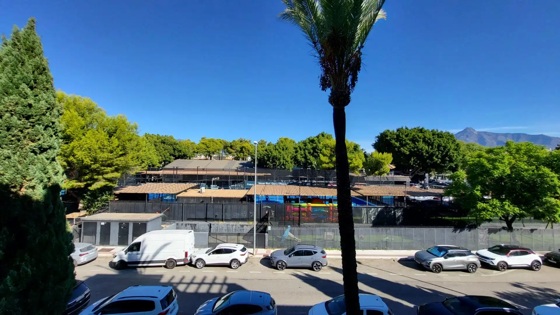 Apartamento con terraza en venta en Nueva Andalucía, imagen 14