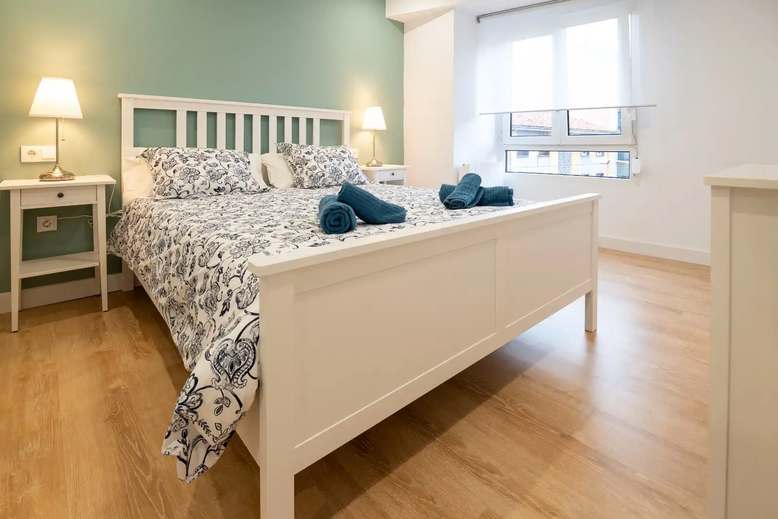 Bedroom of Flat for rent in Gijón   with Air Conditioner, Heating and Parquet flooring
