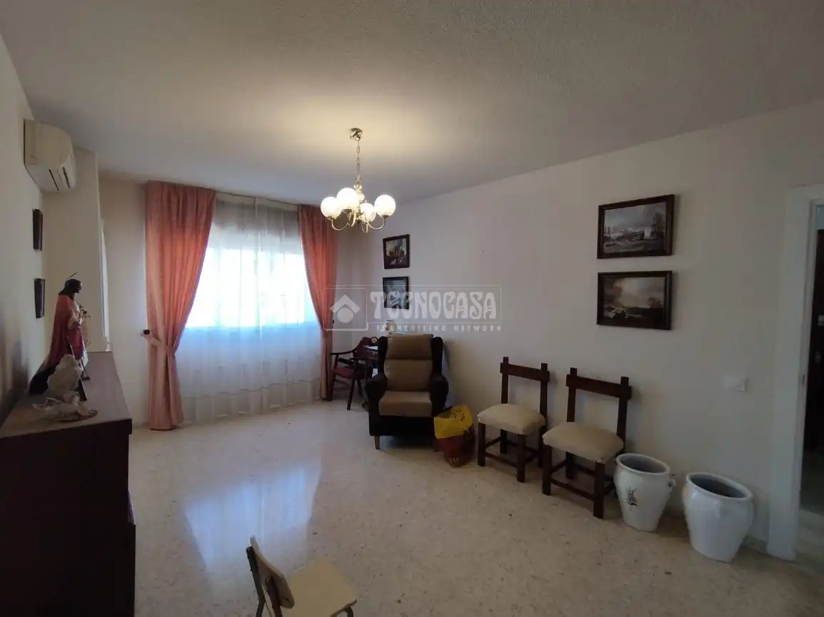Piso con terraza en venta en Andújar, imagen 2