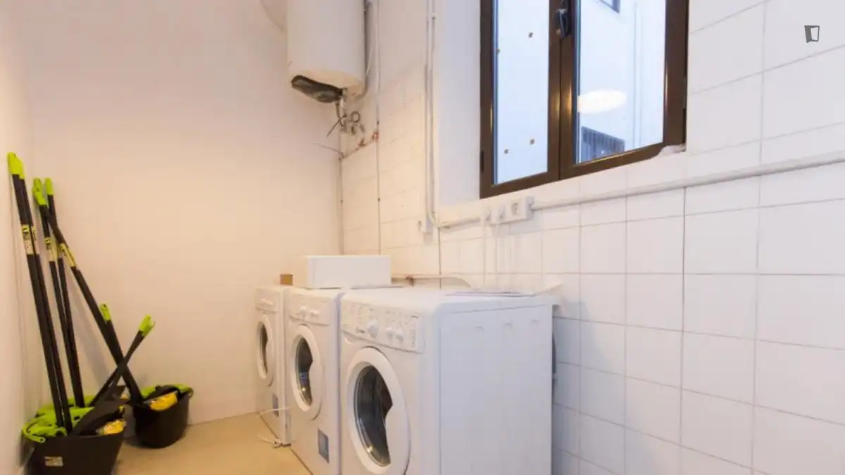 Study for rent in San Matías - Realejo