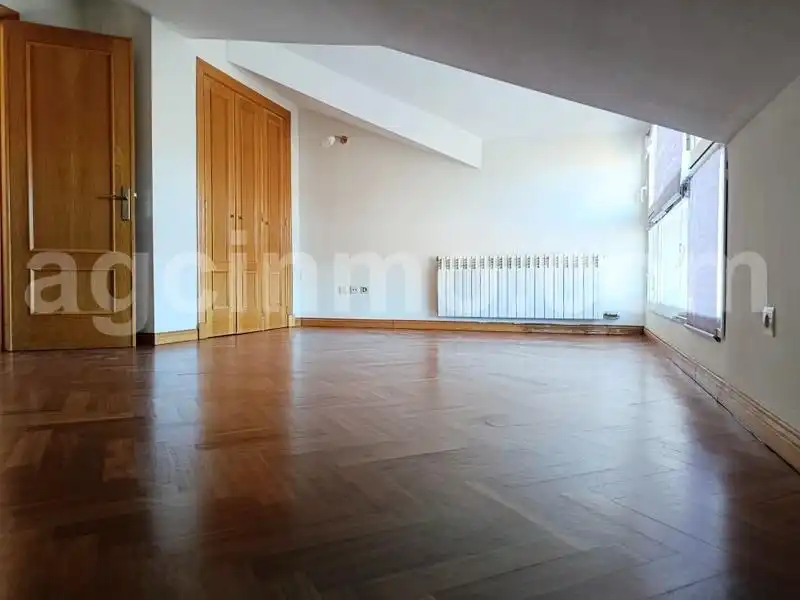 Sala de estar de Casa o chalet en venta en Simancas, Valladolid