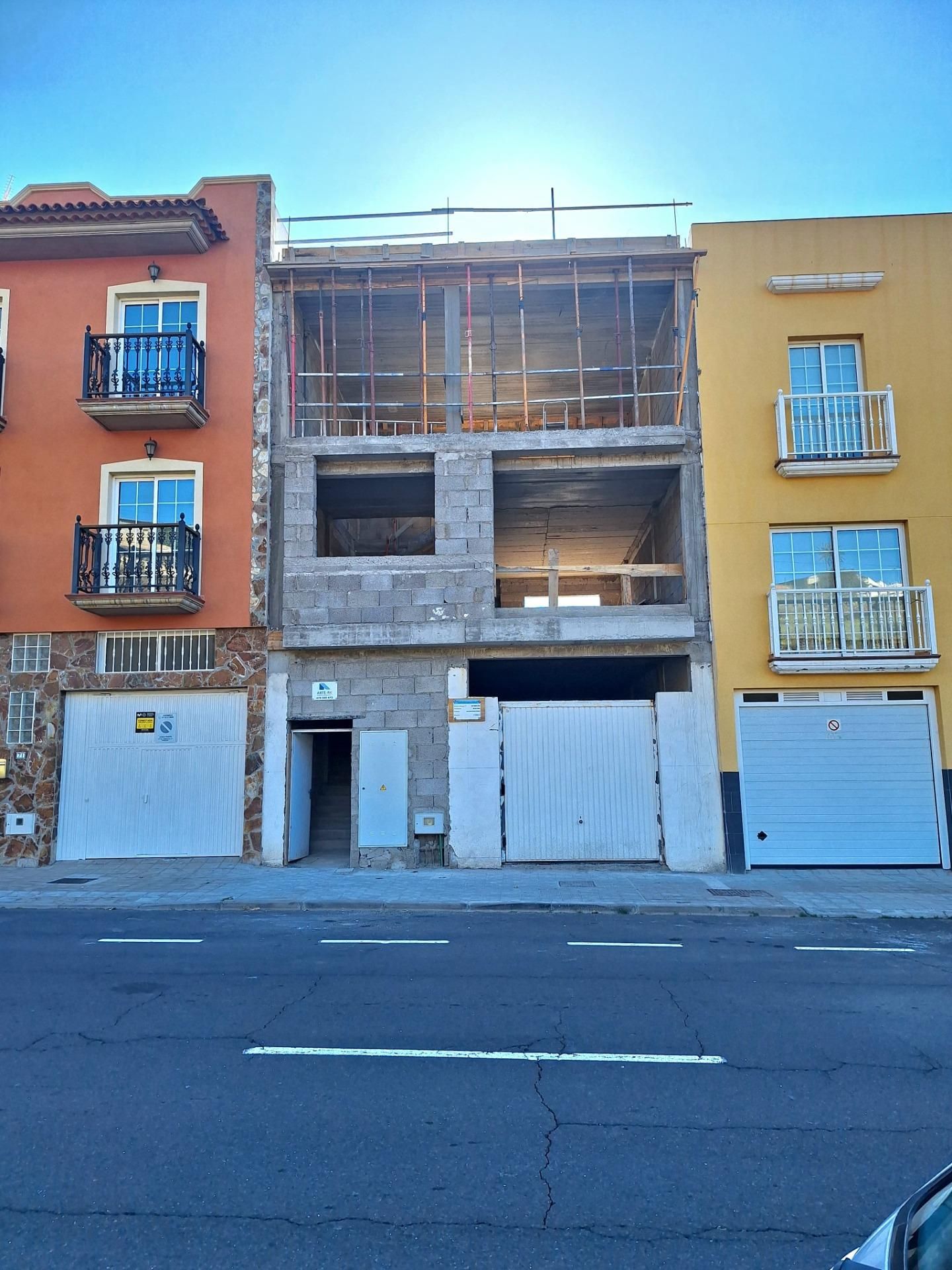 Exterior view of House or chalet for sale in  Santa Cruz de Tenerife Capital  with Terrace and Storage room
