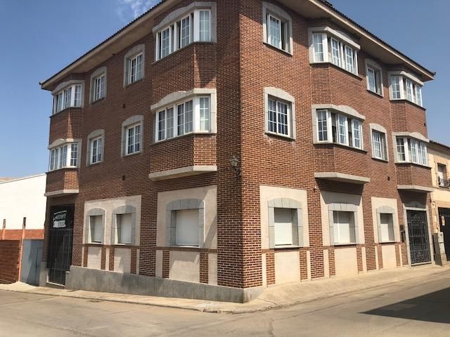 Exterior view of Flat for sale in Navahermosa