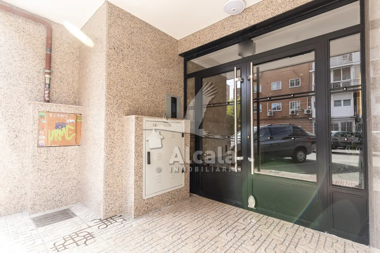 Parking de Piso en venta en Alcalá de Henares con Calefacción, Terraza y Trastero