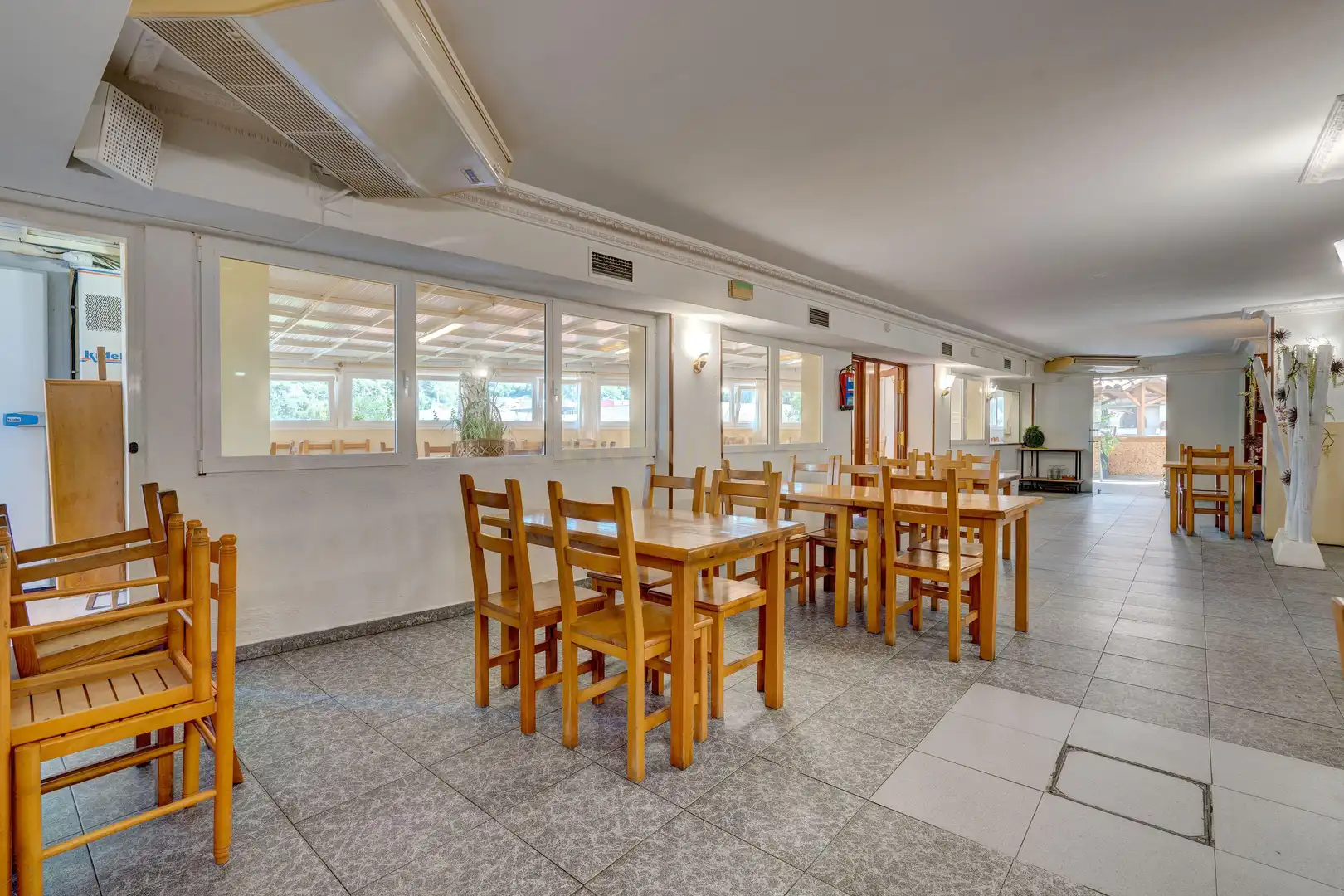 Commercial properties for sale in Deba  with Air Conditioner