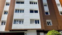 Vista exterior de Pis en venda en Santander amb Traster