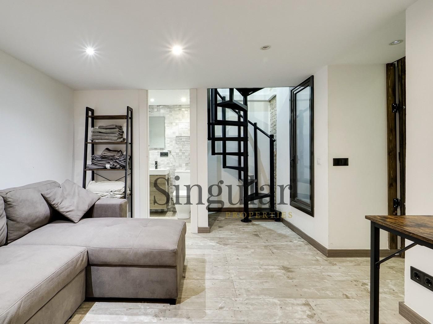 Planta baja for sale in  Barcelona Capital  with Air Conditioner, Parquet flooring and Terrace