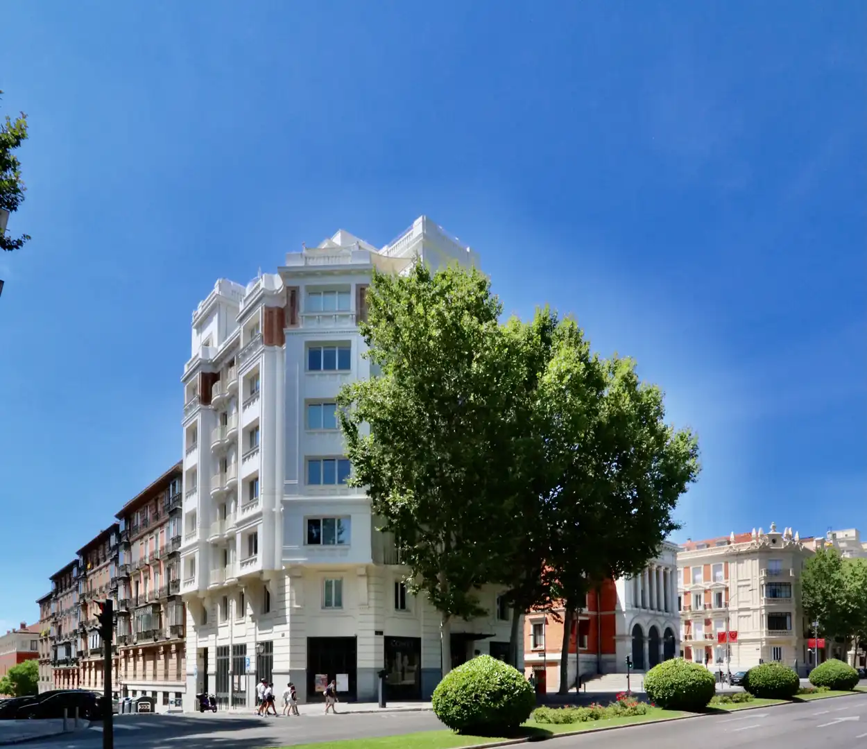 Vista exterior de Àtic en venda en Madrid amb Aire condicionat, Calefacció i Jardí privat