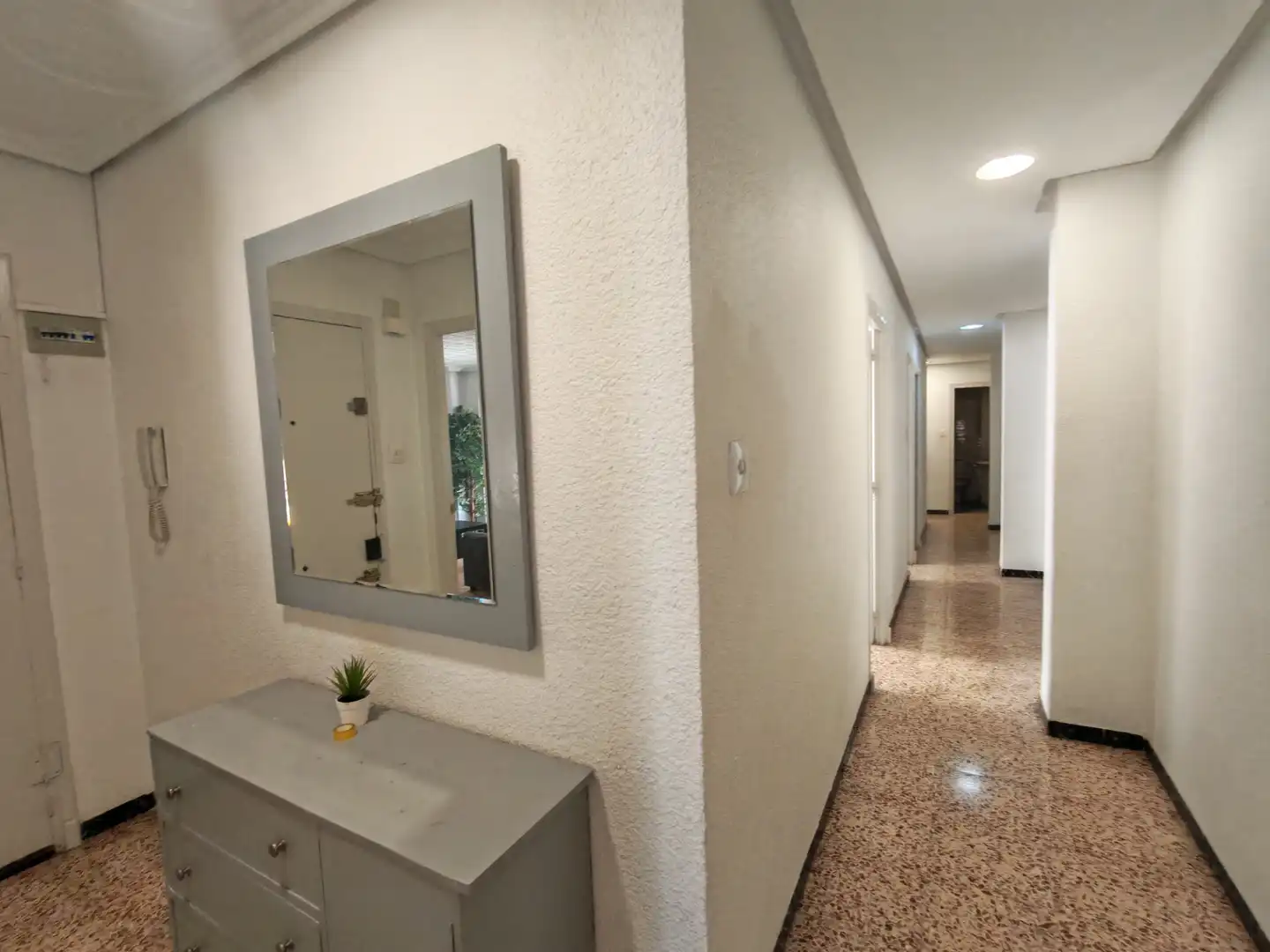 Wohnung zum Verkauf in Elche / Elx mit Balkon