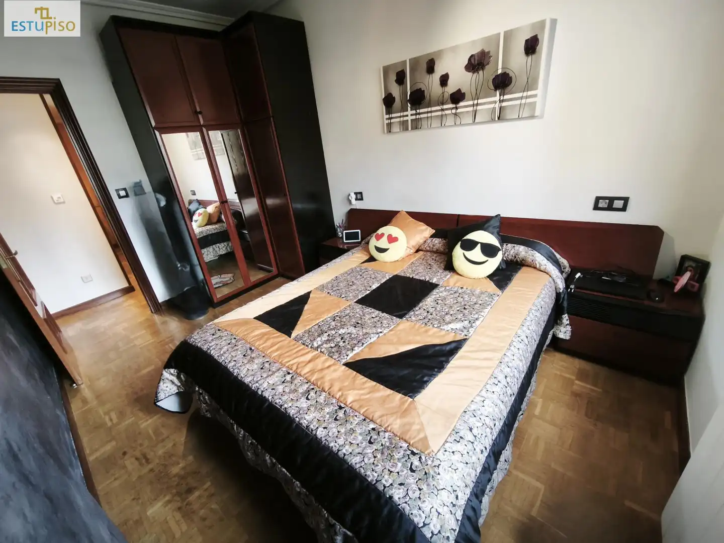 Dormitori de Pis en venda en Vitoria - Gasteiz amb Calefacció, Parquet i Terrassa