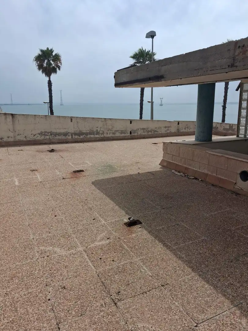 Terraza de Local de alquiler en Cádiz