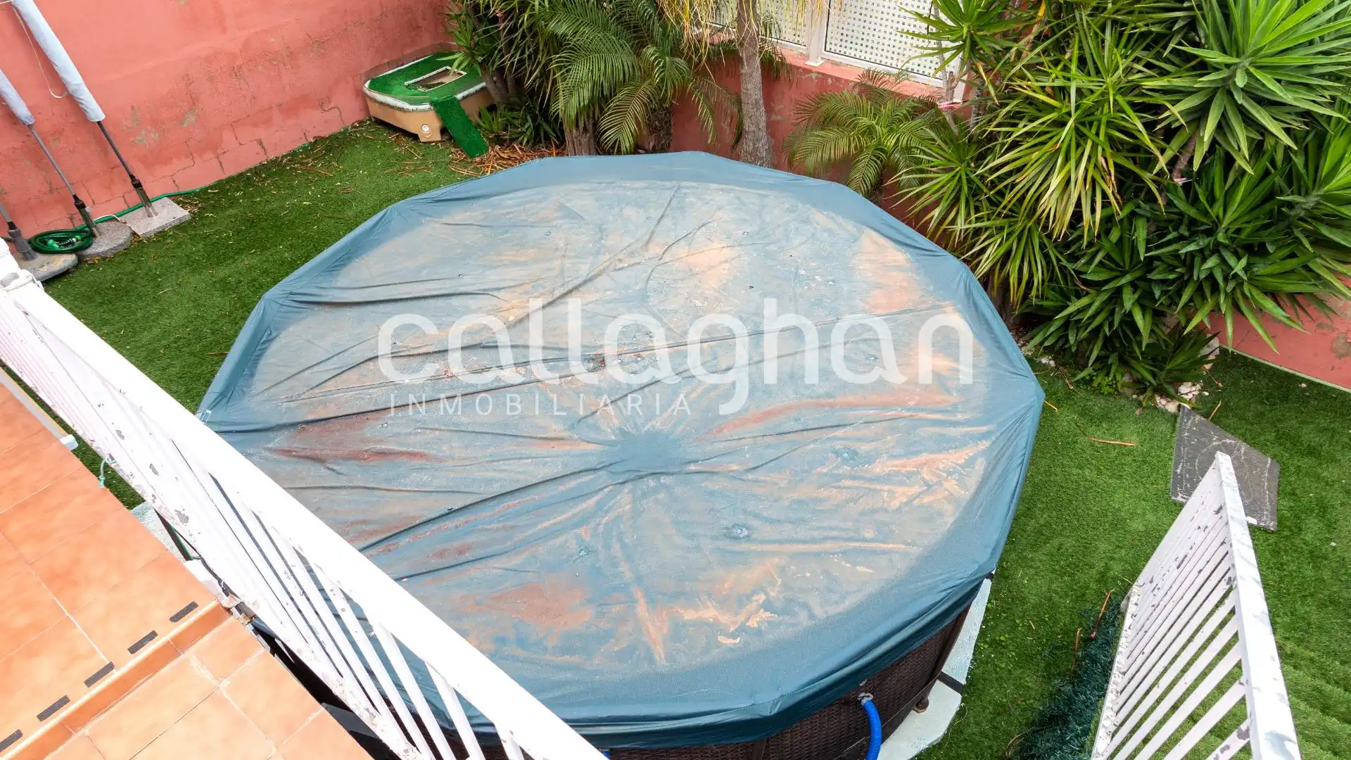 Piscina de Casa adosada en venta en El Real de Gandia con Aire acondicionado, Calefacción y Piscina