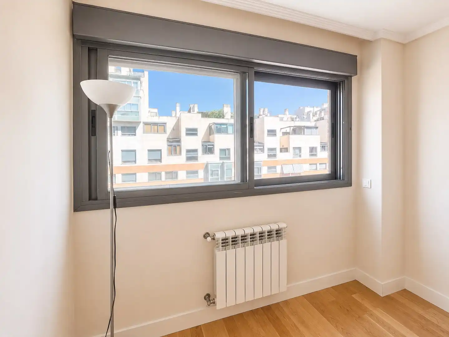 Balcony of Flat for sale in Madrid  with Air Conditioner, Private garden and Storage room