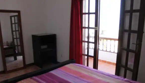 Habitación de Casa adosada en venta en Arona con Jardín privado, Terraza y Horno