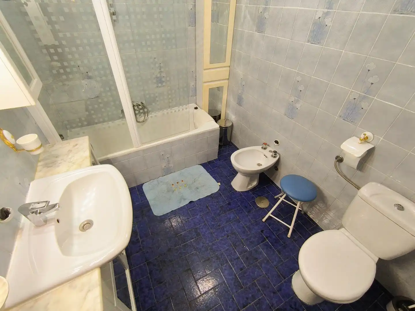 Baño de Piso de alquiler en Palencia con Calefacción, Parquet y Terraza