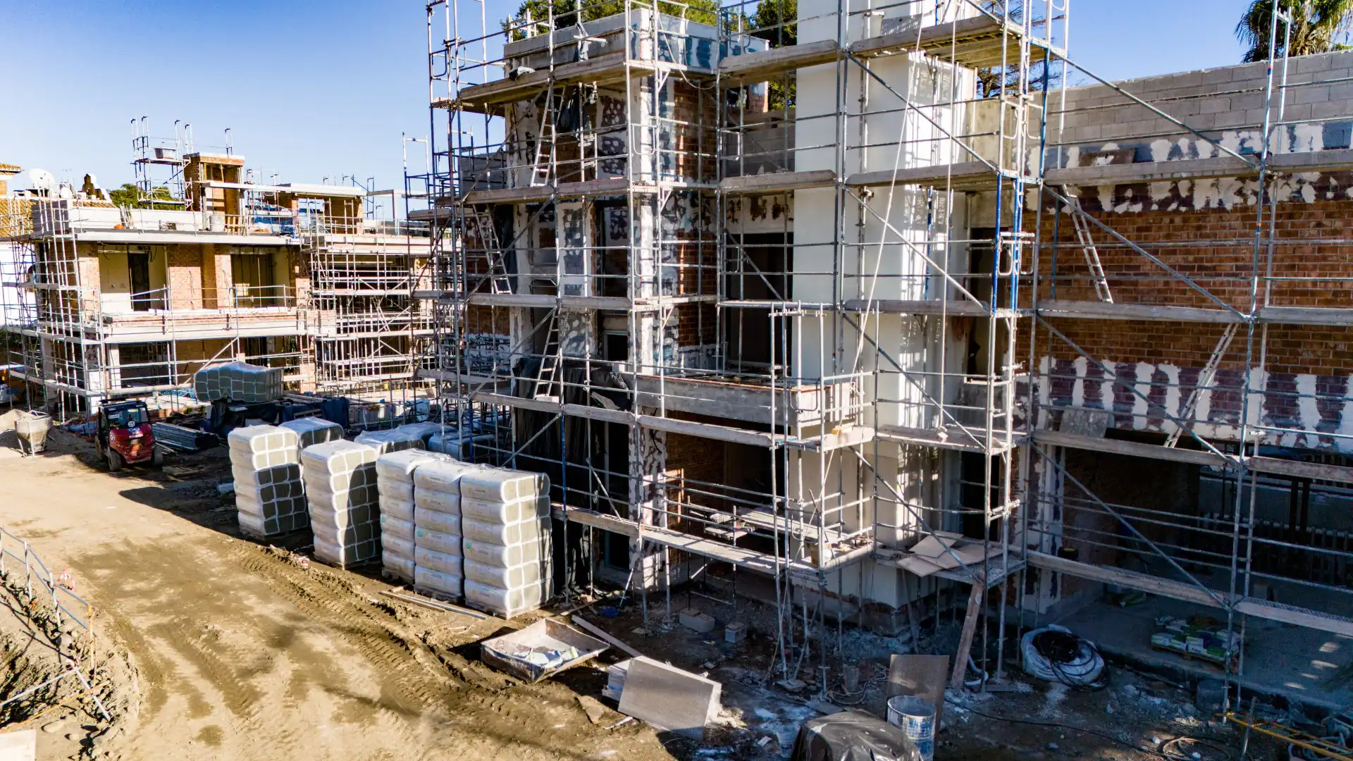Außenansicht von Haus oder Chalet zum Verkauf in Marbella mit Klimaanlage, Heizung und Privatgarten