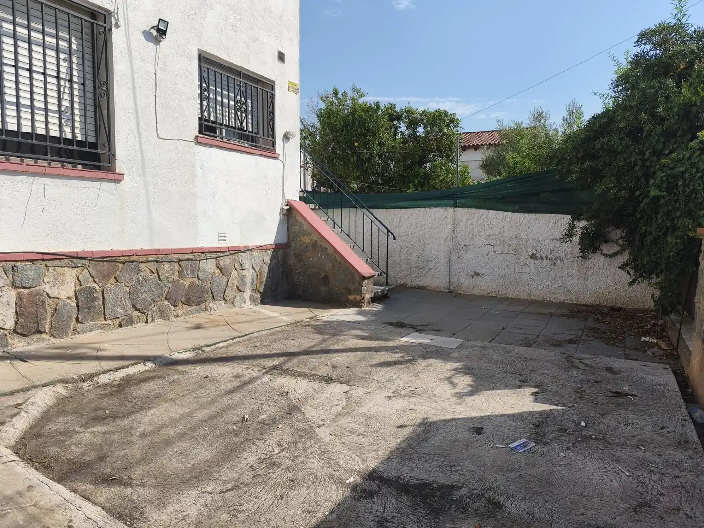 Außenansicht von Wohnung zur Miete in Viladecans mit Klimaanlage, Heizung und Privatgarten