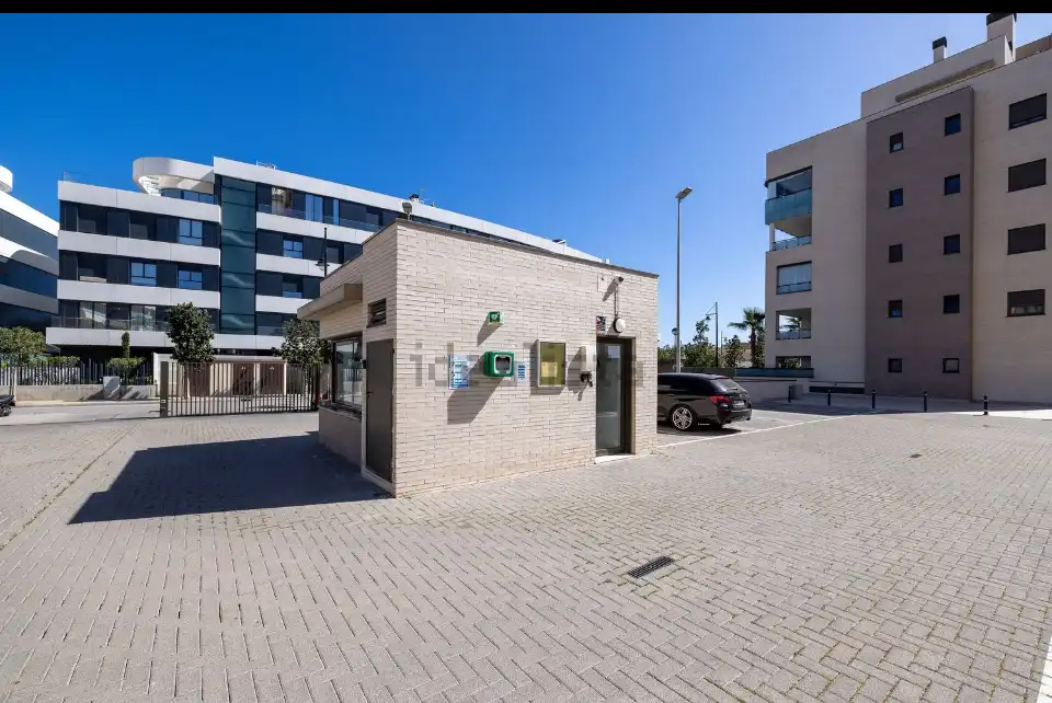 Vista exterior de Piso en venta en Torremolinos con Aire acondicionado, Calefacción y Terraza