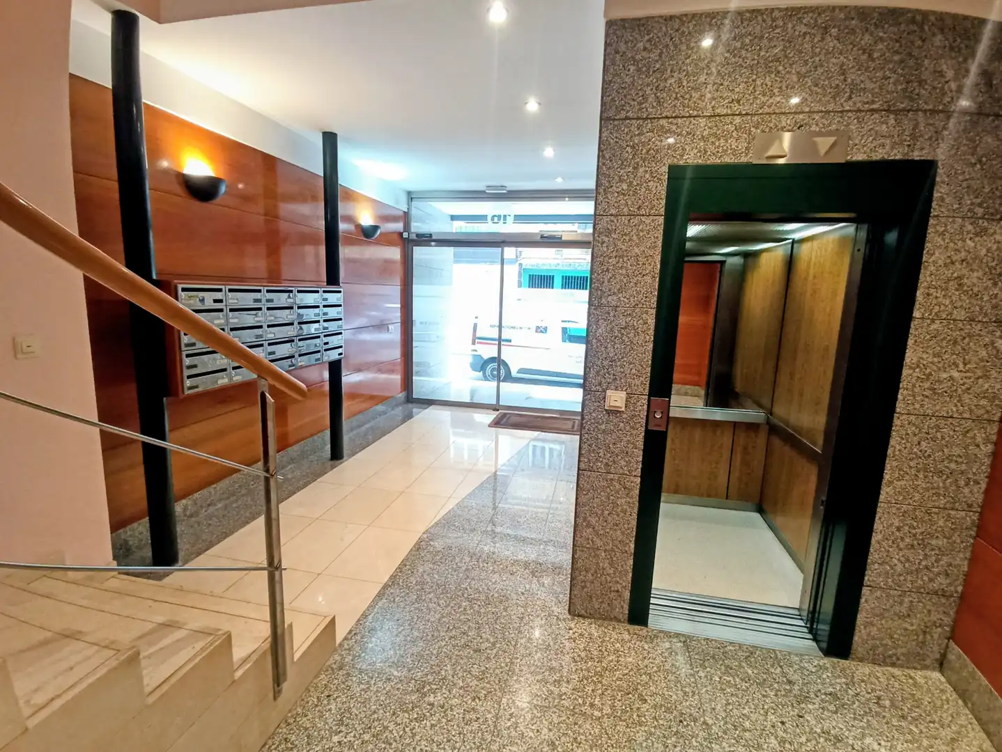 Piso de alquiler en Gijón  con Calefacción, Amueblado y Horno