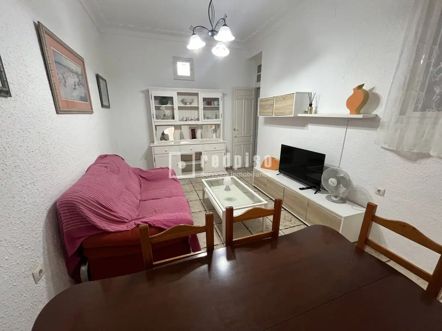 Sala d'estar de Pis de lloguer en Sevilla amb Aire condicionat, Terrassa i Moblat