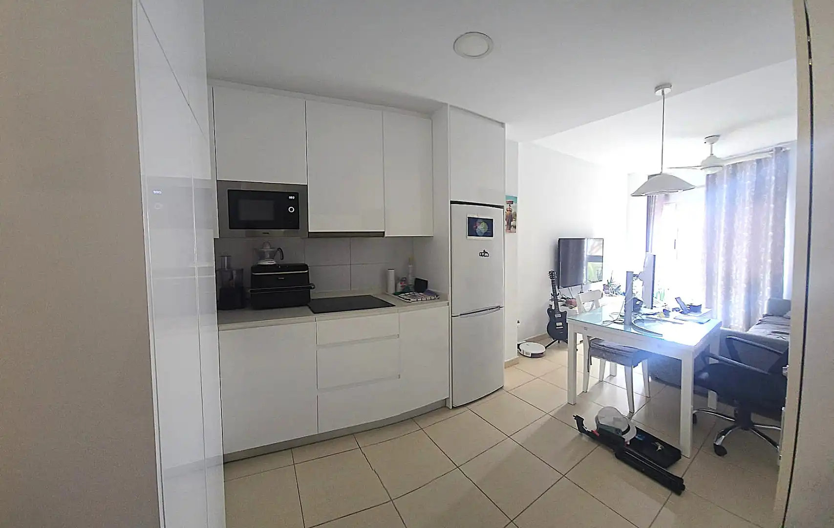 Cuina de Apartament de lloguer en Las Palmas de Gran Canaria amb Moblat, Forn i Rentadora