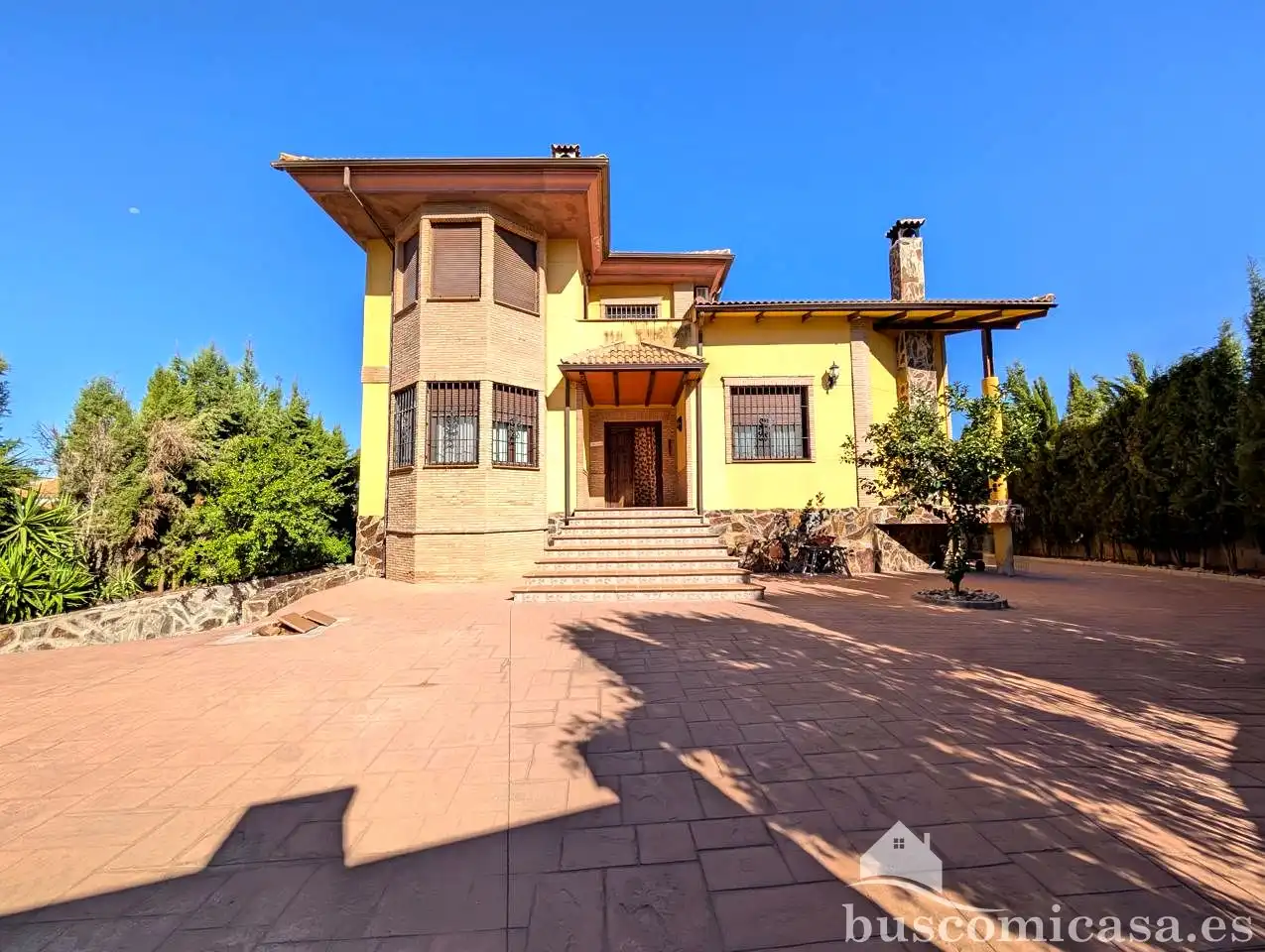 Vista exterior de Casa o chalet en venta en Linares con Aire acondicionado, Jardín privado y Terraza