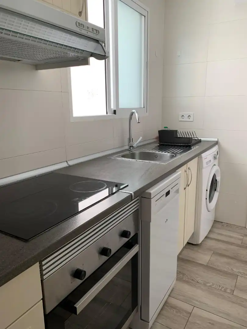 Kitchen of Flat for rent in Valencia  with Air Conditioner, Furnished and Oven