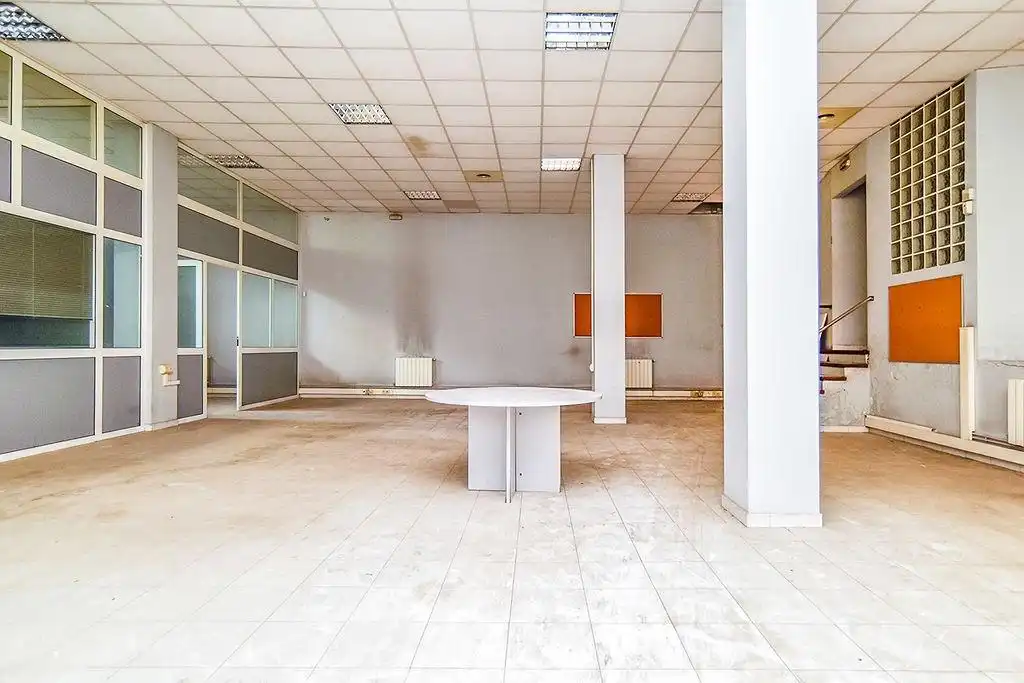 Local comercial en venda a Avenida CATALUNYA, imagen 6