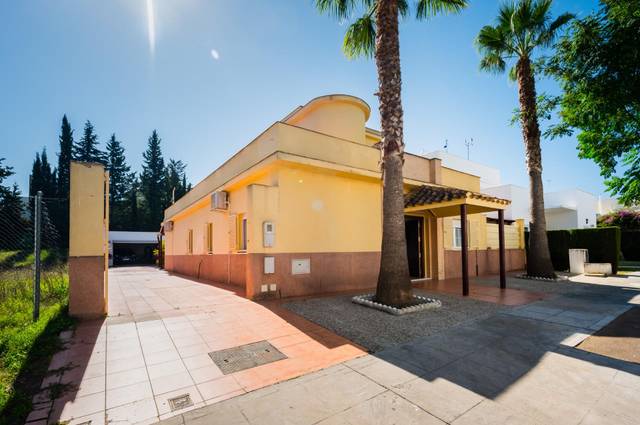 Casa-chalet en Venta en Calle PARAISO, 7 en Almensilla