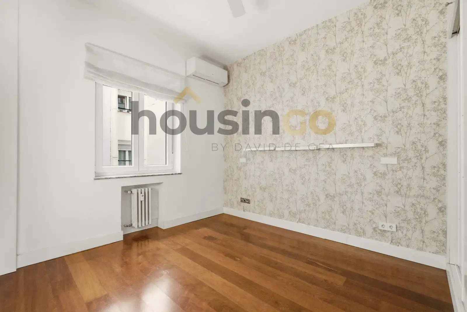 Flat for sale in Madrid  with Air Conditioner, Heating and Storage room
