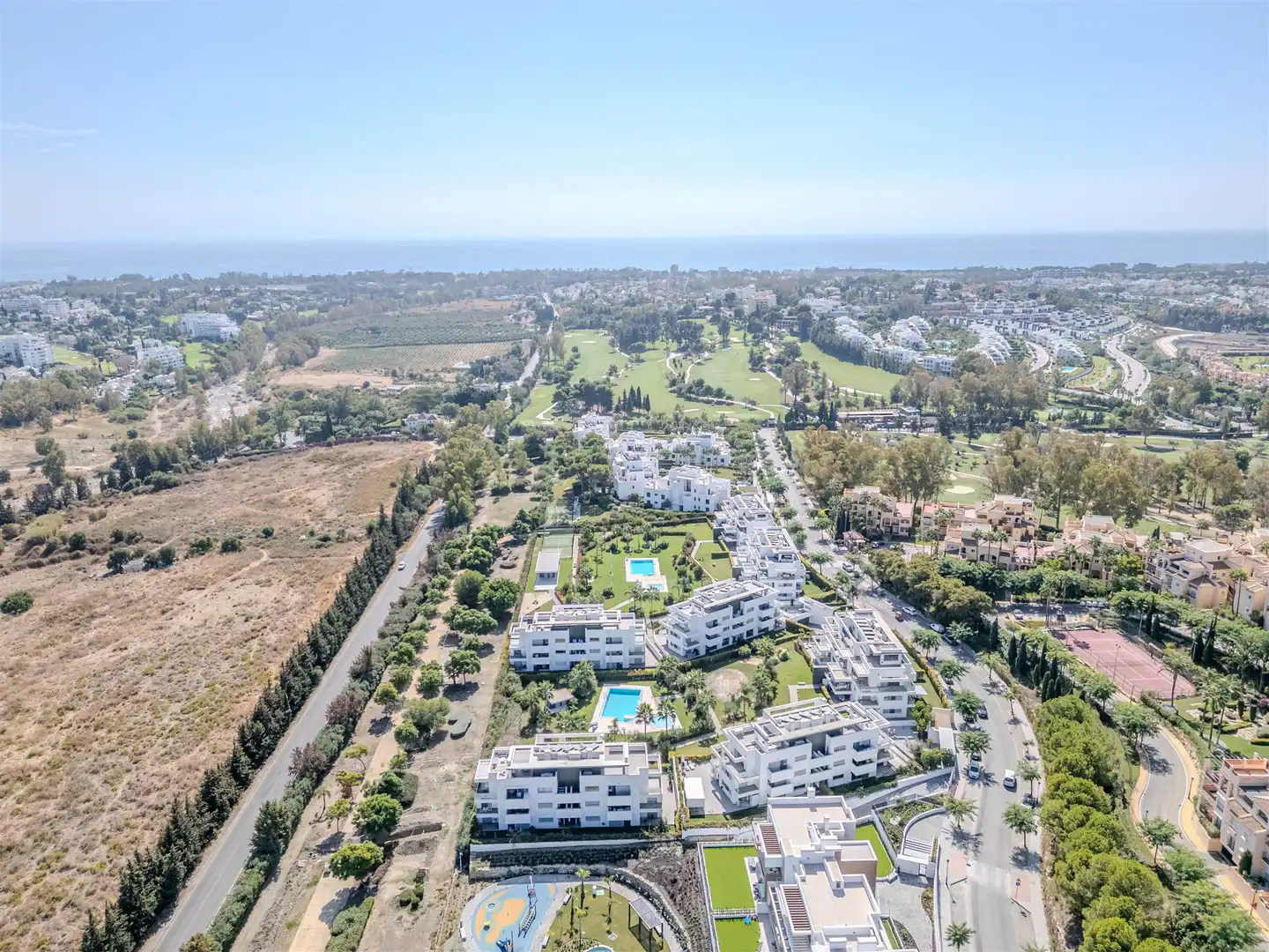 Vista exterior de Apartament en venda en Estepona