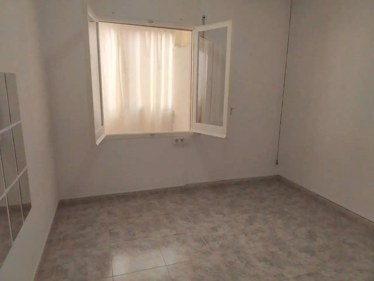 Habitación de Piso en venta en Girona con Aire acondicionado, Calefacción y Balcón